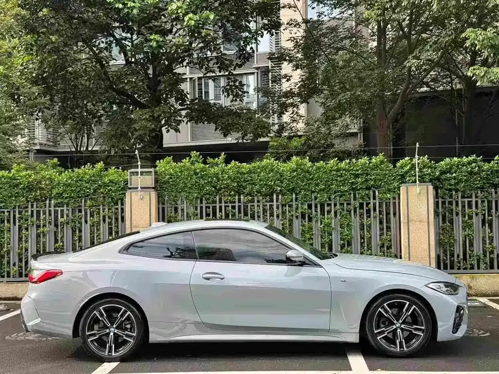 BMW 4 Series 2024 из CN, фото 10