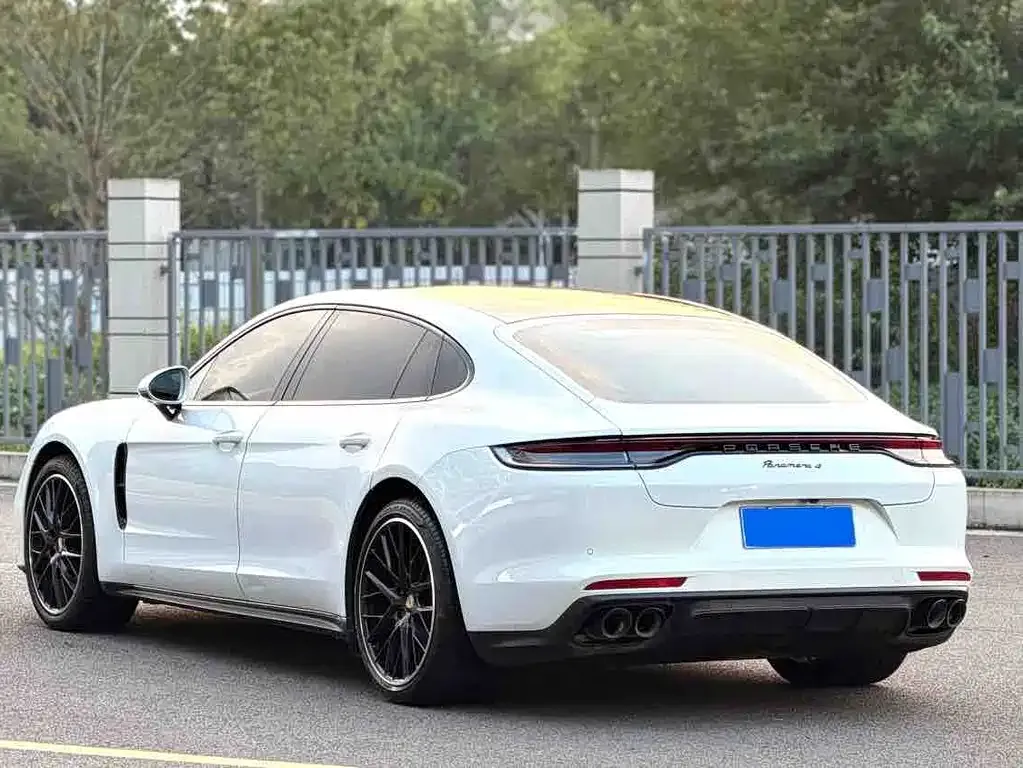 Porsche Panamera — фото 3