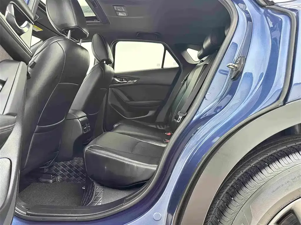 Mazda CX-4 — фото 9