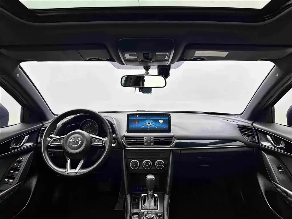 Mazda CX-4 — фото 8