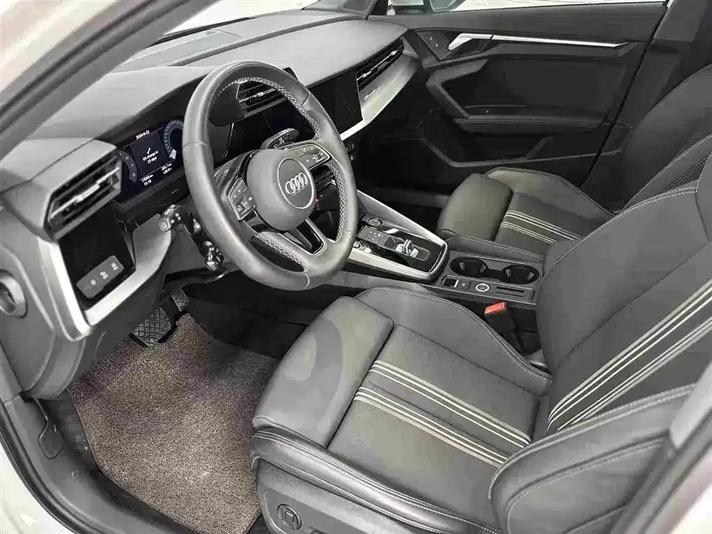 Audi A3 — фото 8