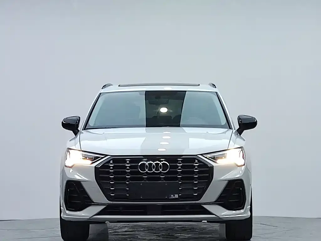 Audi Q3 — фото 3