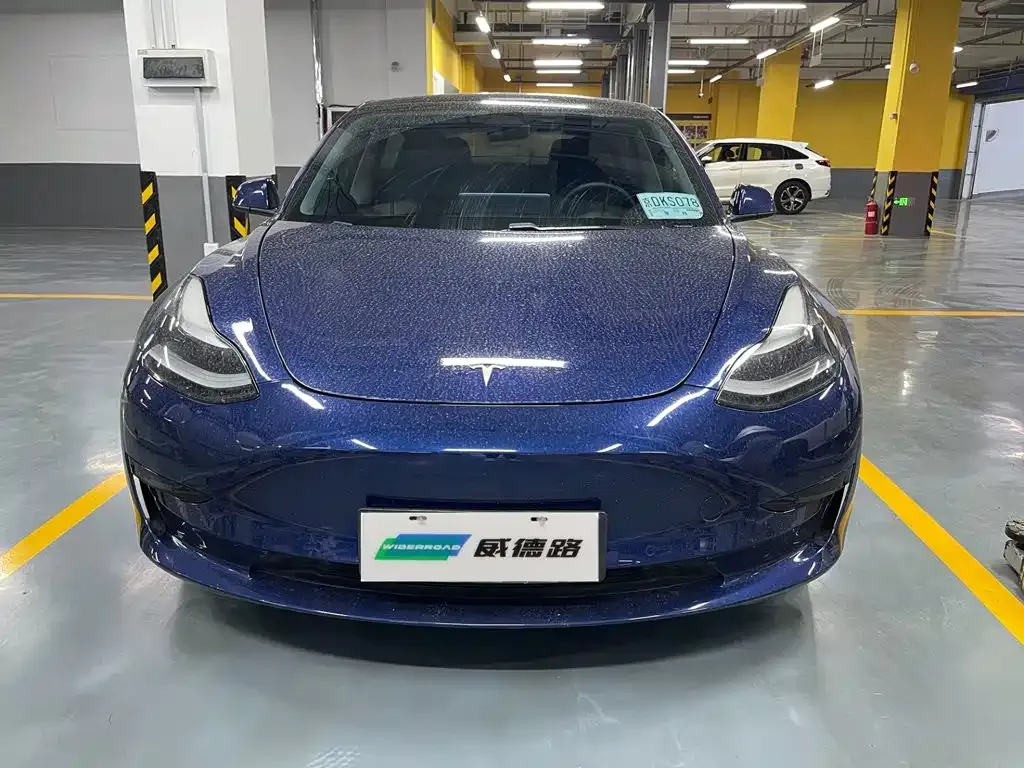 Tesla Model 3 — фото 6
