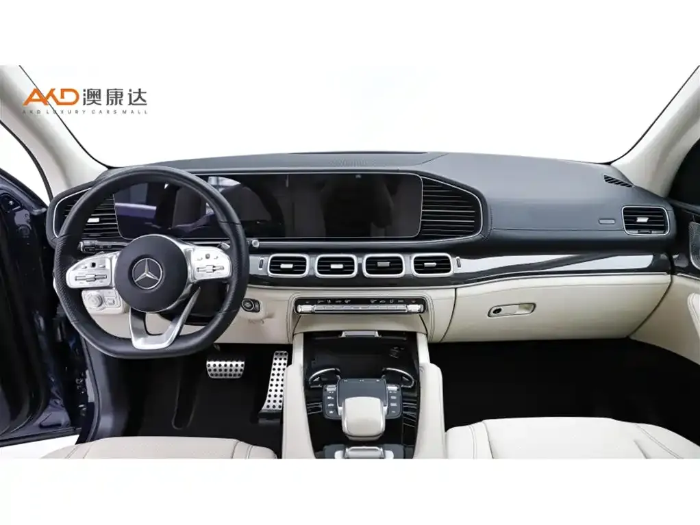 Mercedes-Benz GLS — фото 10
