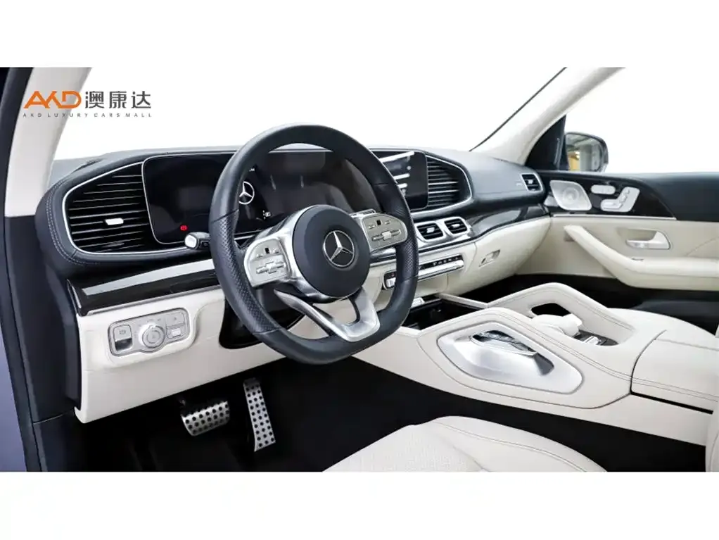 Mercedes-Benz GLS — фото 9