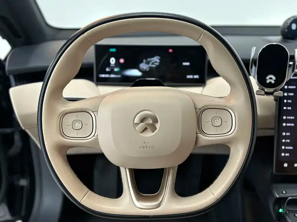 NIO ET5T 2024 из CN, фото 10