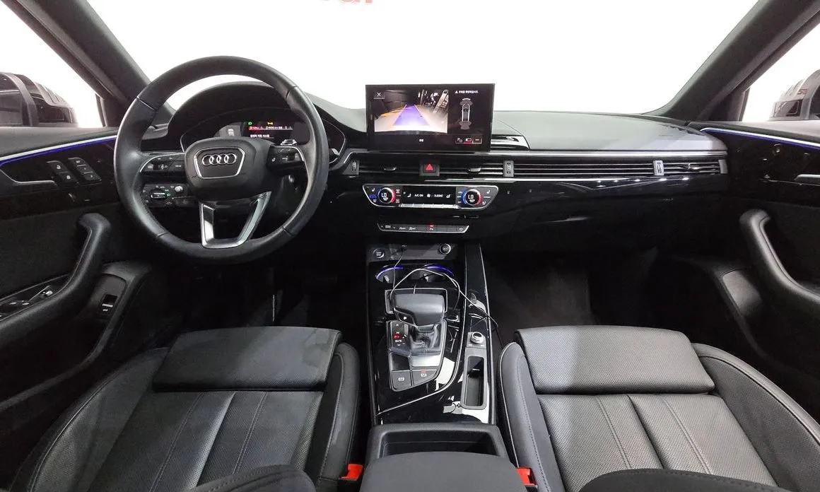 Audi A4 — фото 10