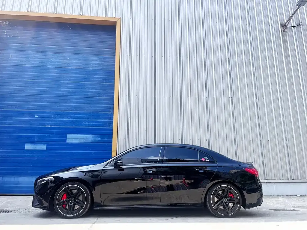 Mercedes-Benz A-Class AMG — фото 4