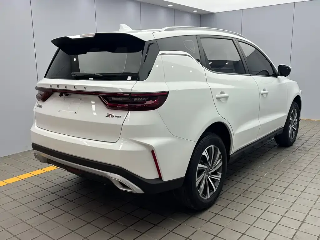 Geely Vision X6 — фото 5
