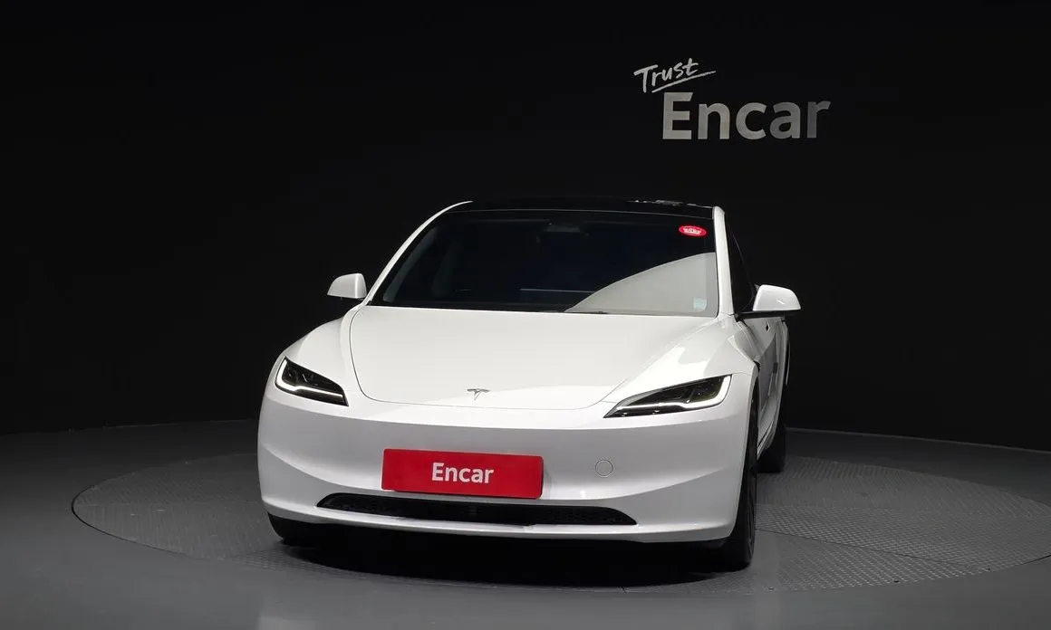 Tesla Model 3 — фото 2
