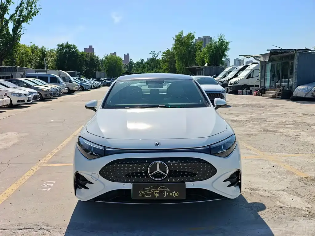 Mercedes-Benz CLA PHEV — фото 1