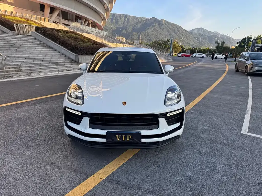 Porsche Macan — фото 7