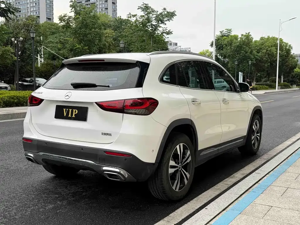 Mercedes-Benz GLA — фото 9