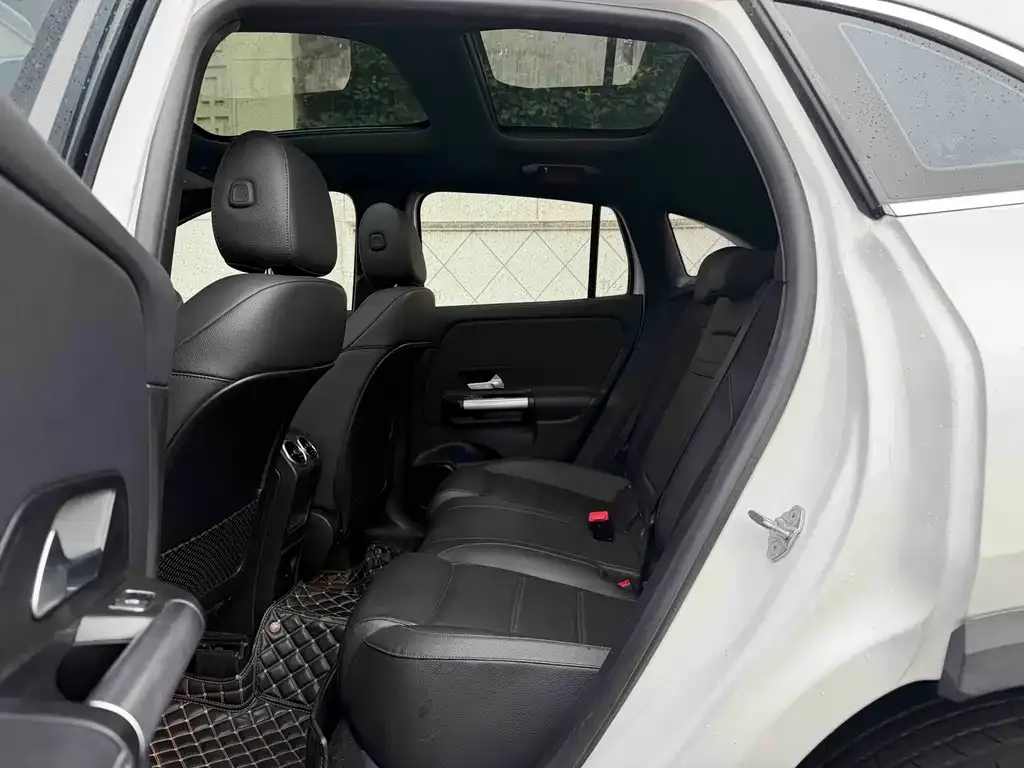 Mercedes-Benz GLA — фото 2