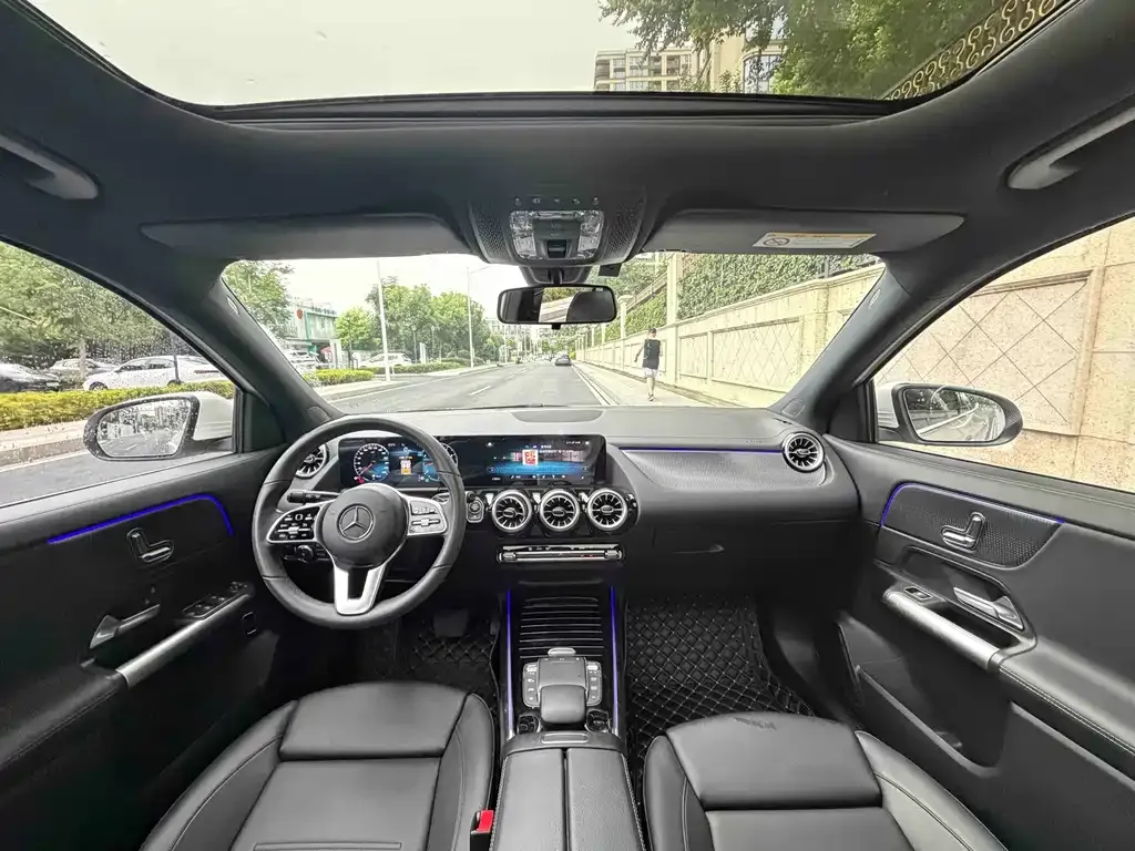Mercedes-Benz GLA — фото 8