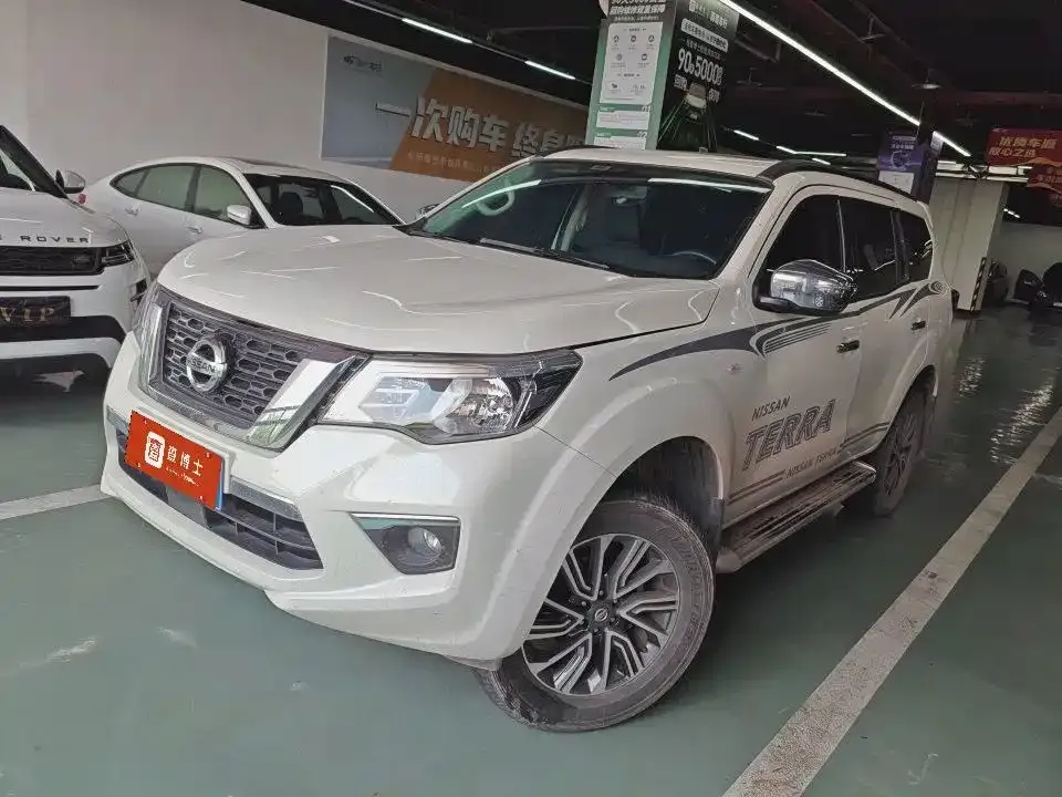Nissan Terra — фото 1