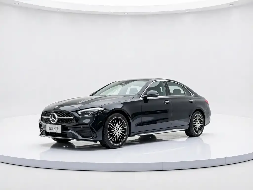 Mercedes-Benz C-Class — фото 1