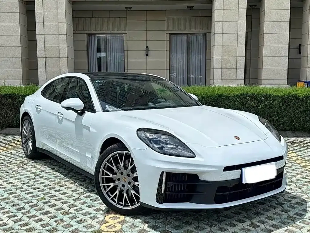 Porsche Panamera — фото 10