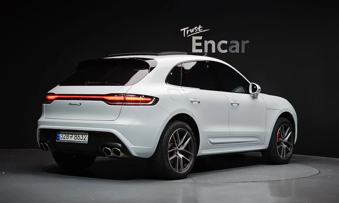 Porsche Macan — фото 5