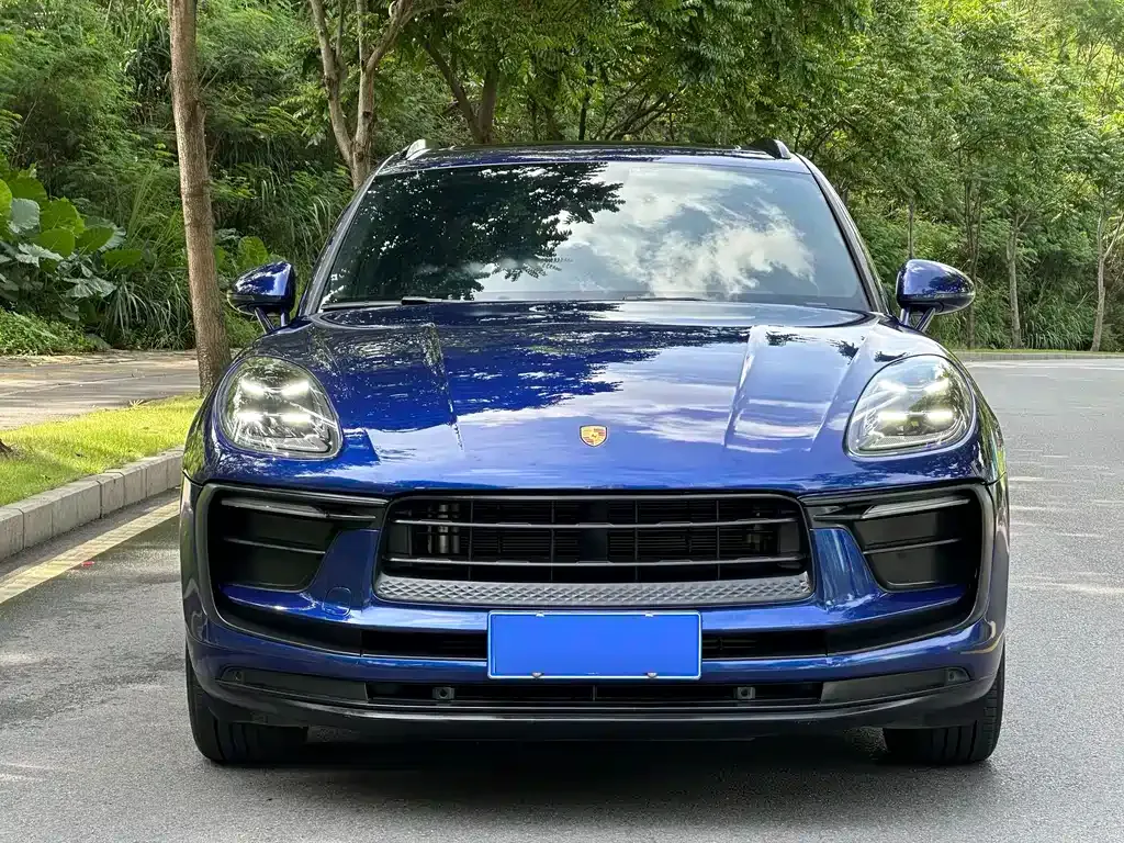 Porsche Macan — фото 1