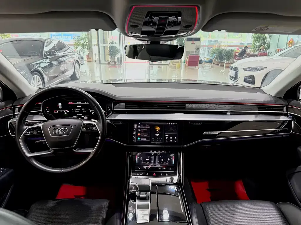 Audi A8 — фото 4