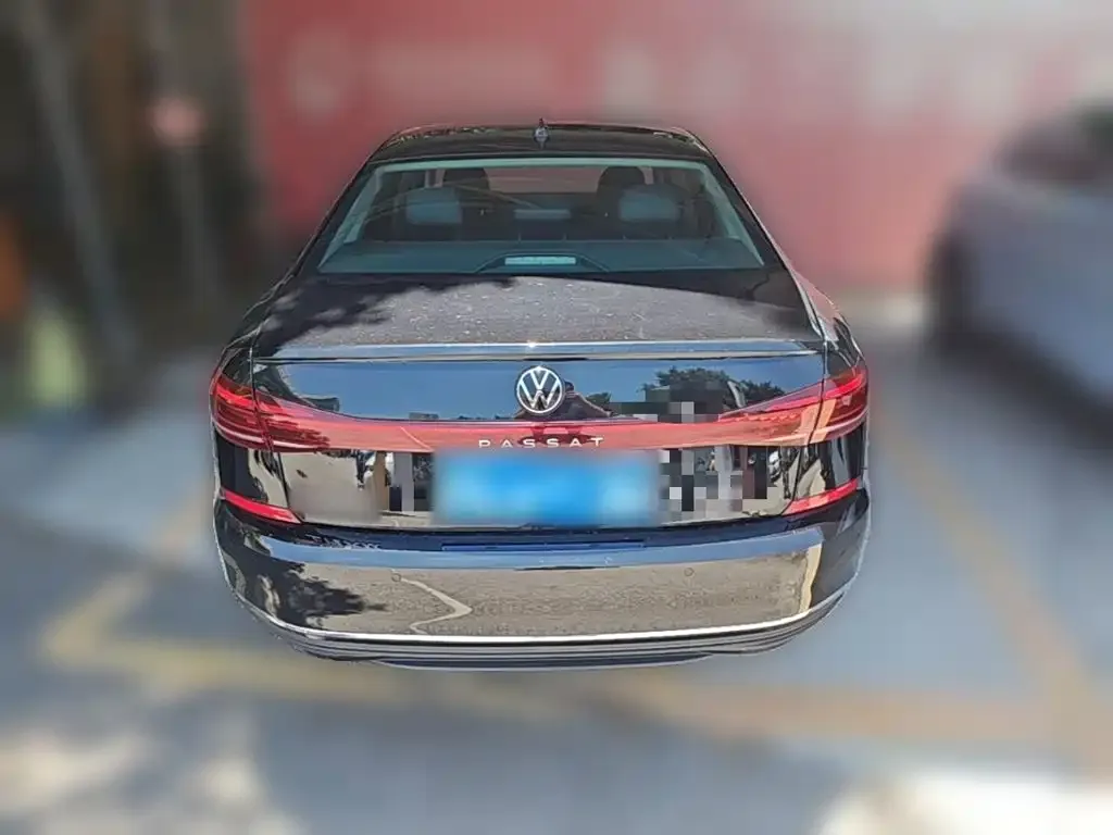 Volkswagen Passat — фото 4