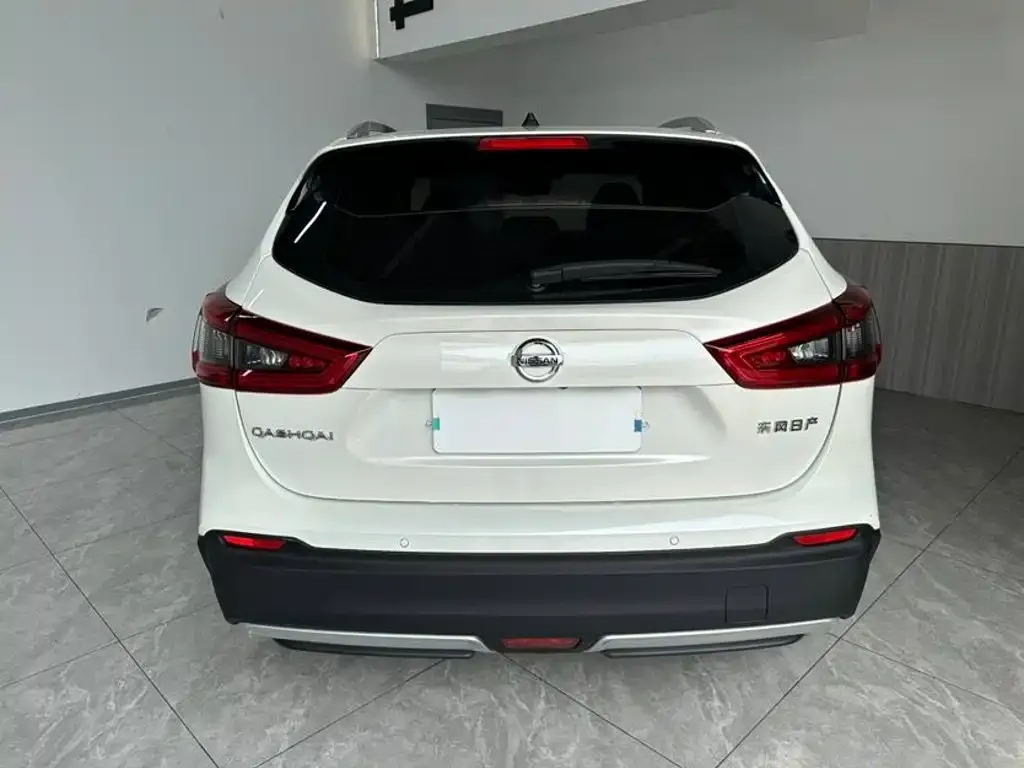 Nissan Qashqai — фото 4