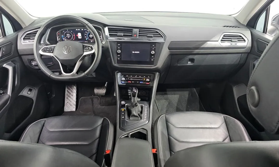 Volkswagen Tiguan — фото 6