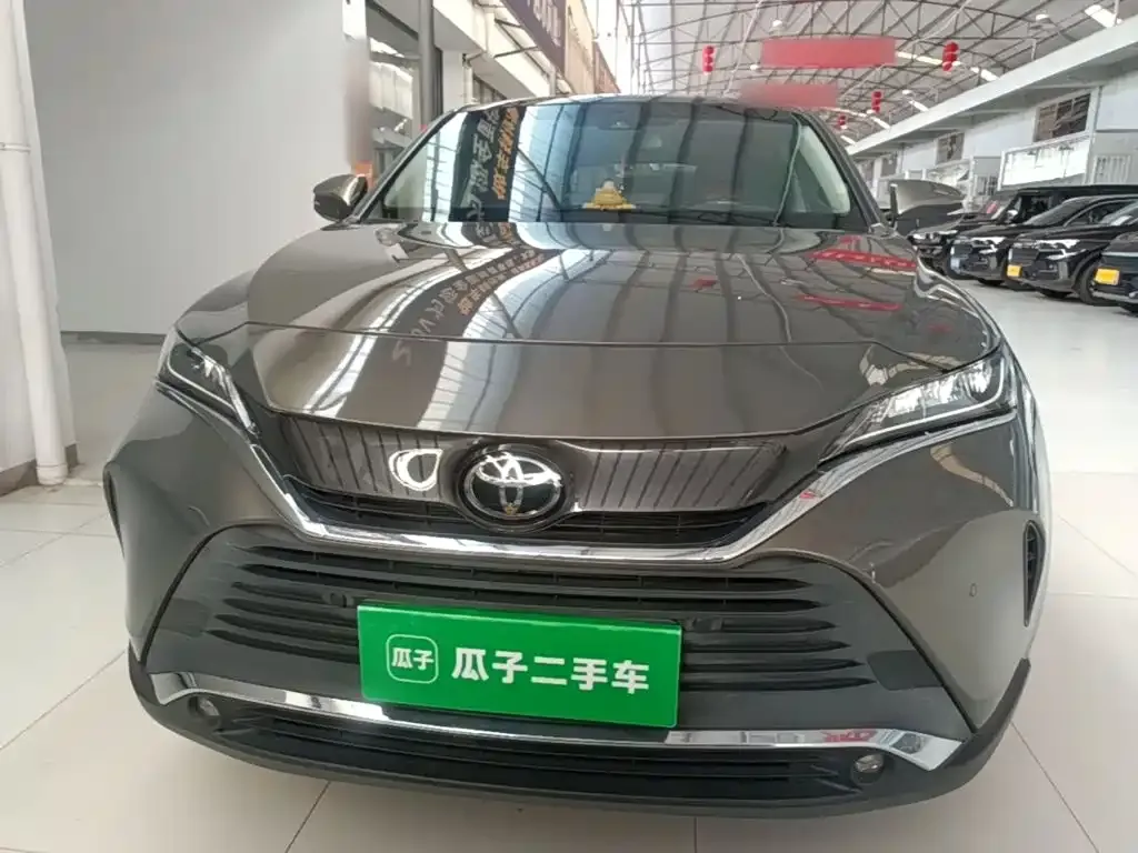 Toyota Harrier — фото 5