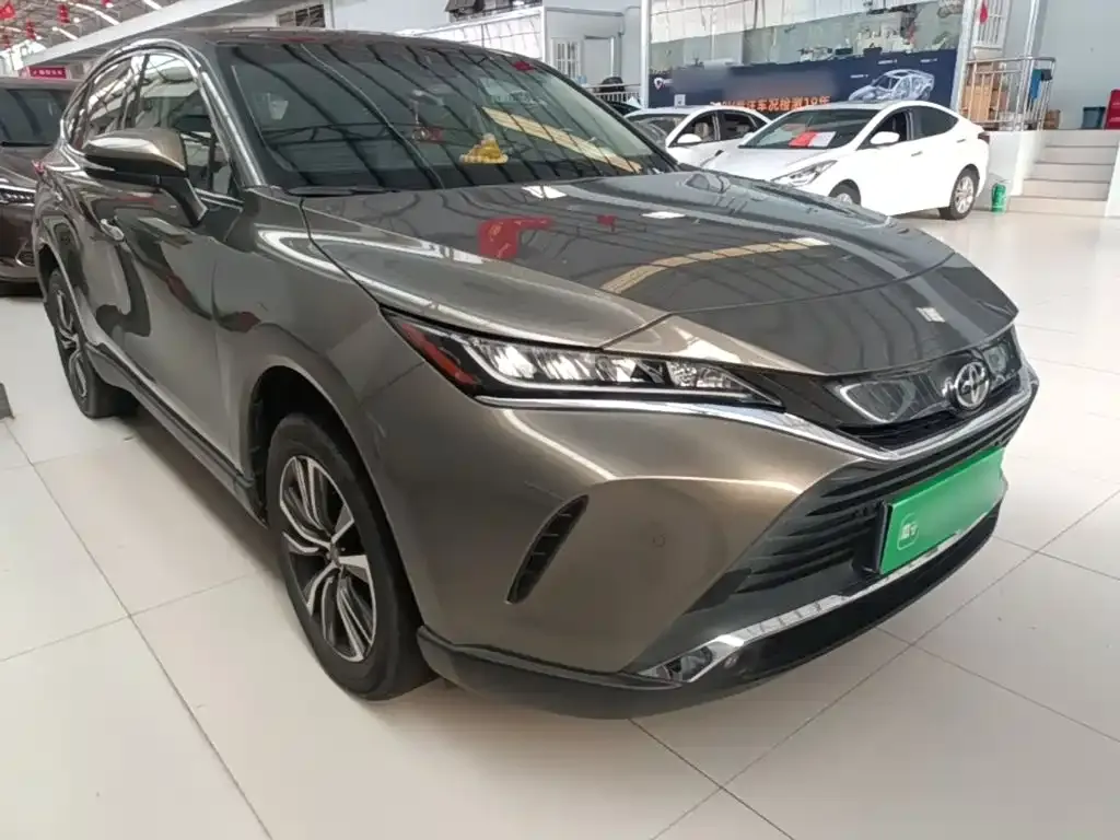 Toyota Harrier — фото 8