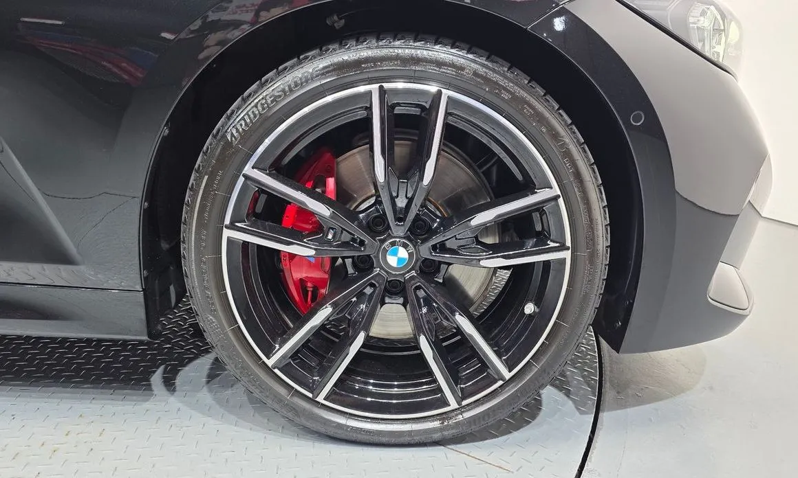 BMW 3-Series 2024 из KR, фото 9