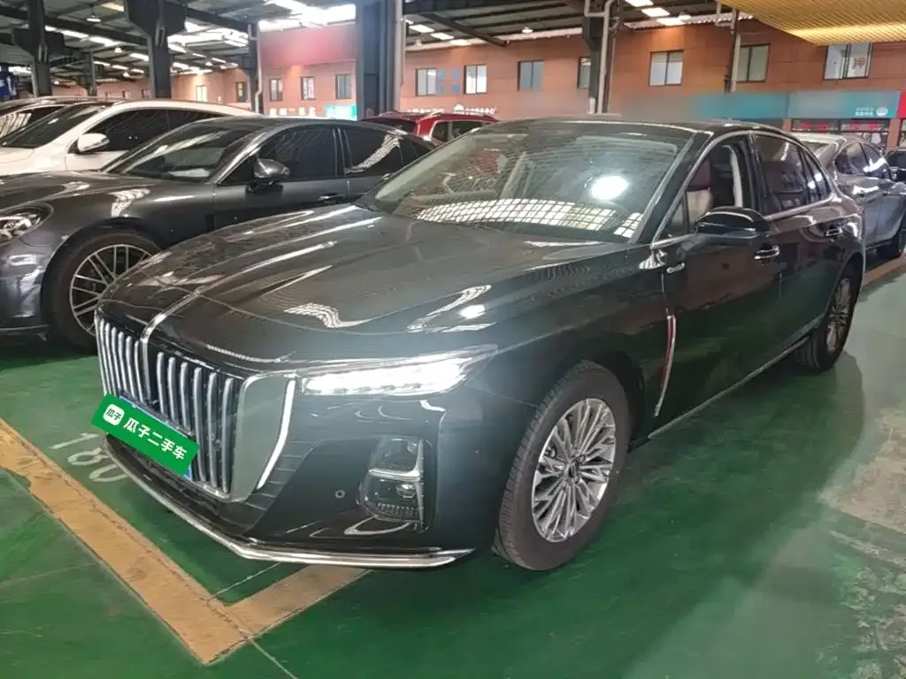 Hongqi H5 — фото 9