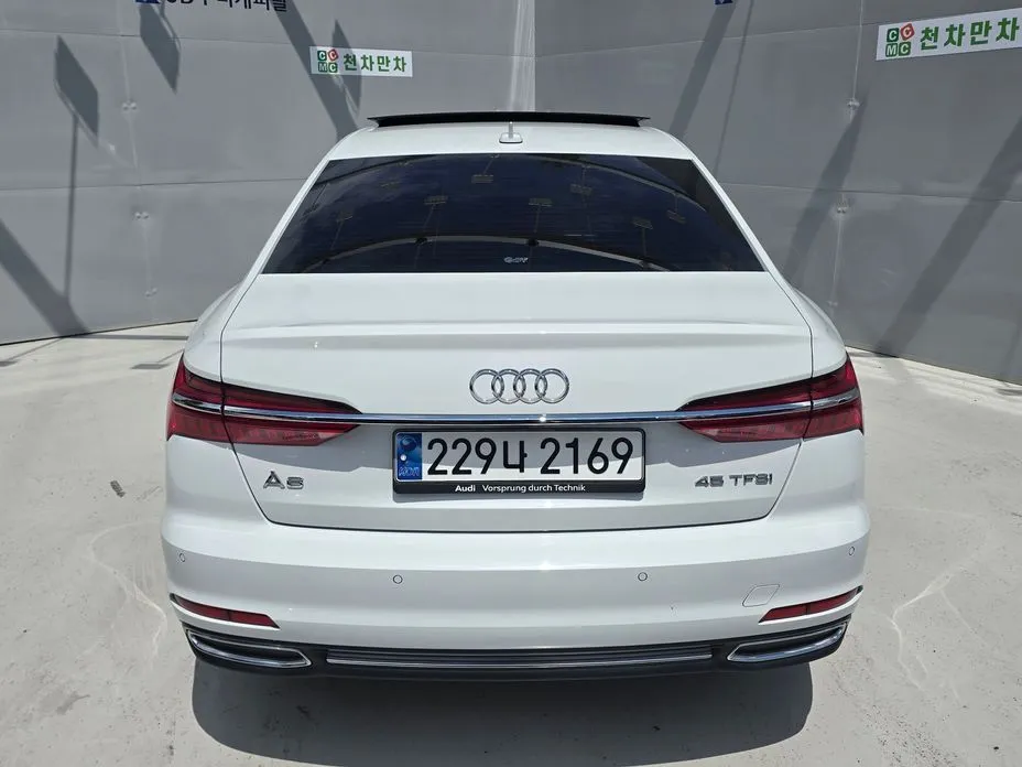 Audi A6 — фото 6
