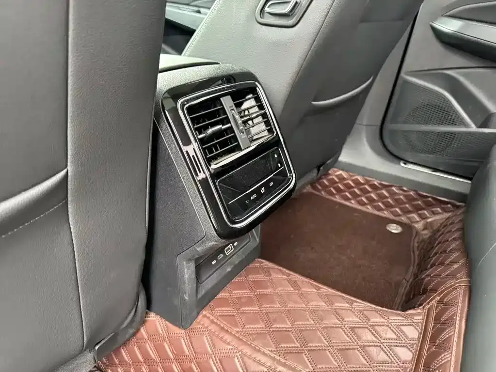 Volkswagen Passat — фото 3