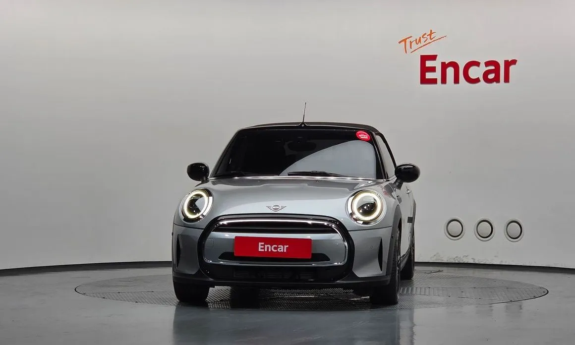 Mini Cooper Convertible 2024 из KR, фото 9