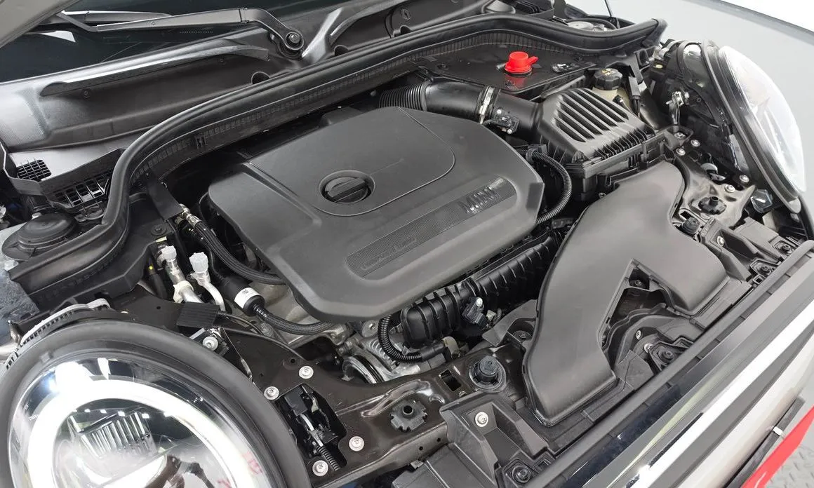 Mini Cooper Convertible 2024 из KR, фото 7