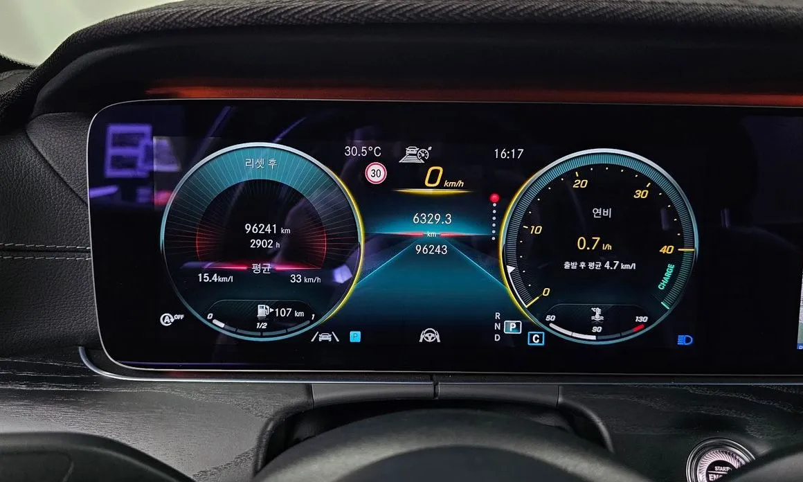 Mercedes-Benz E-Class 2021 из KR, фото 8