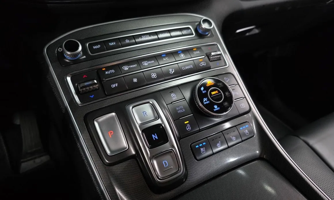 Hyundai Santafe — фото 7
