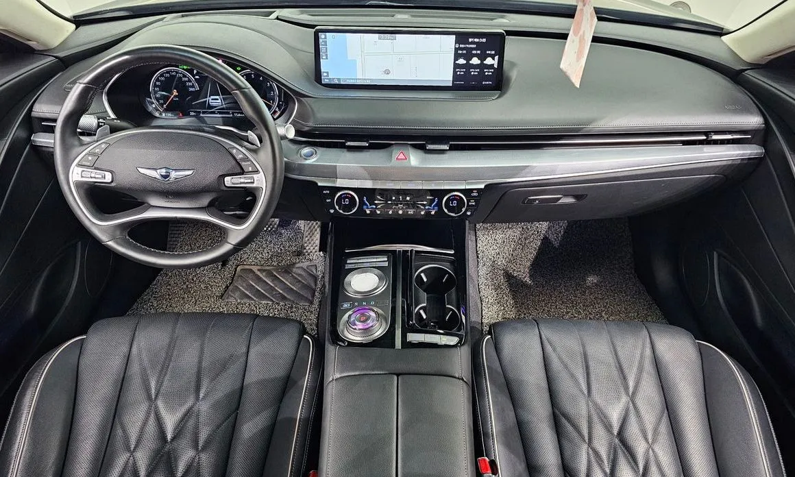Genesis G80 — фото 10