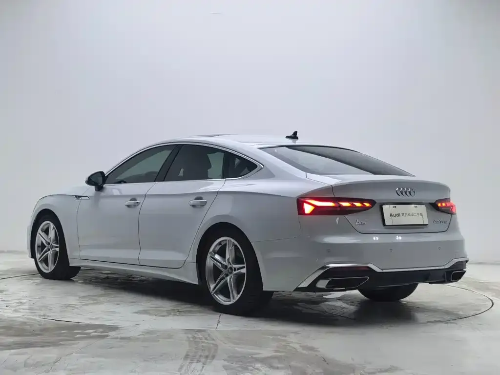 Audi A5 (Import) — фото 2