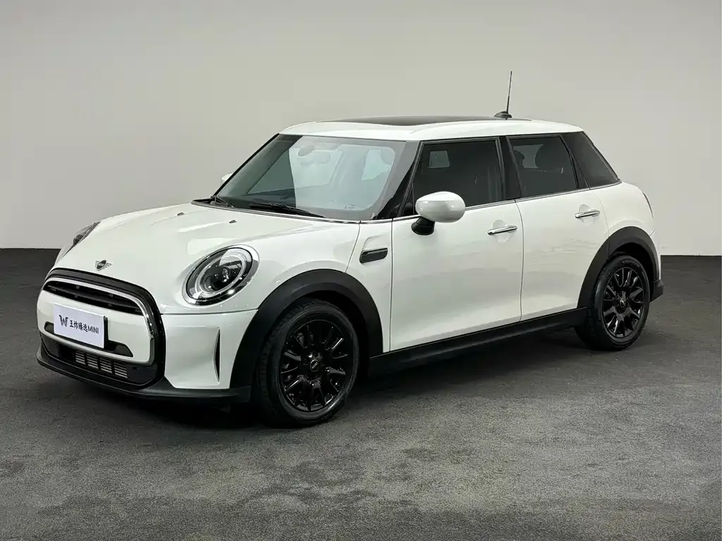 MINI Cooper (3-door) — фото 1