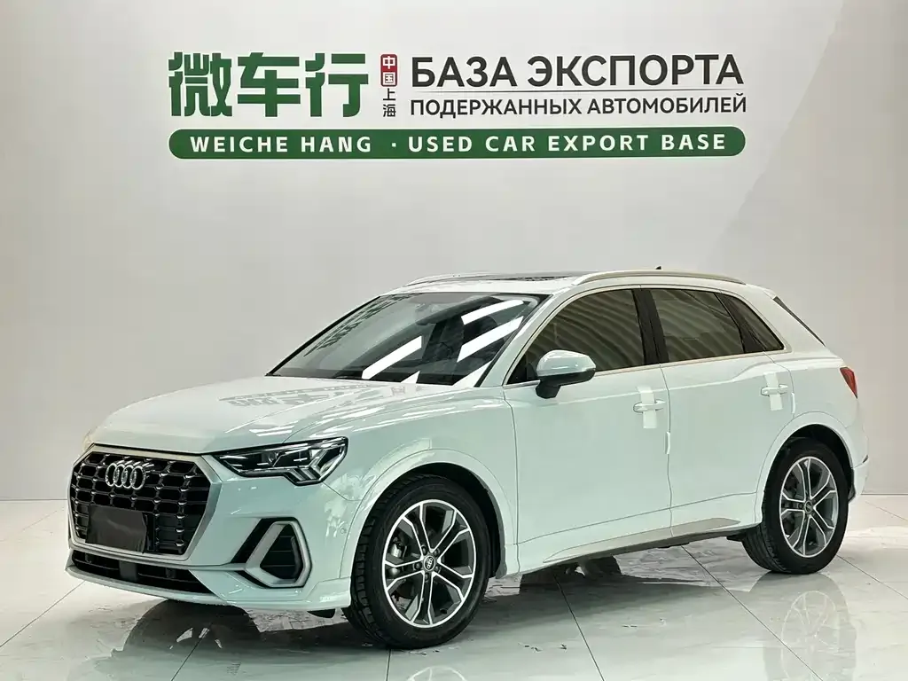 Audi Q3 — фото 1