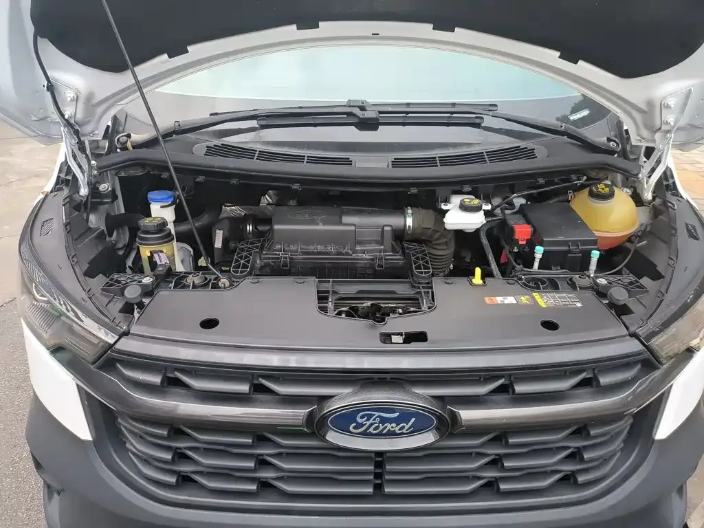 Ford Transit 2023 из CN, фото 7