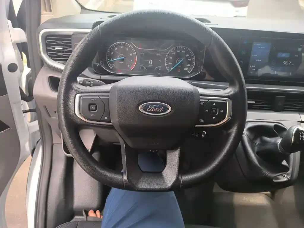Ford Transit 2023 из CN, фото 4