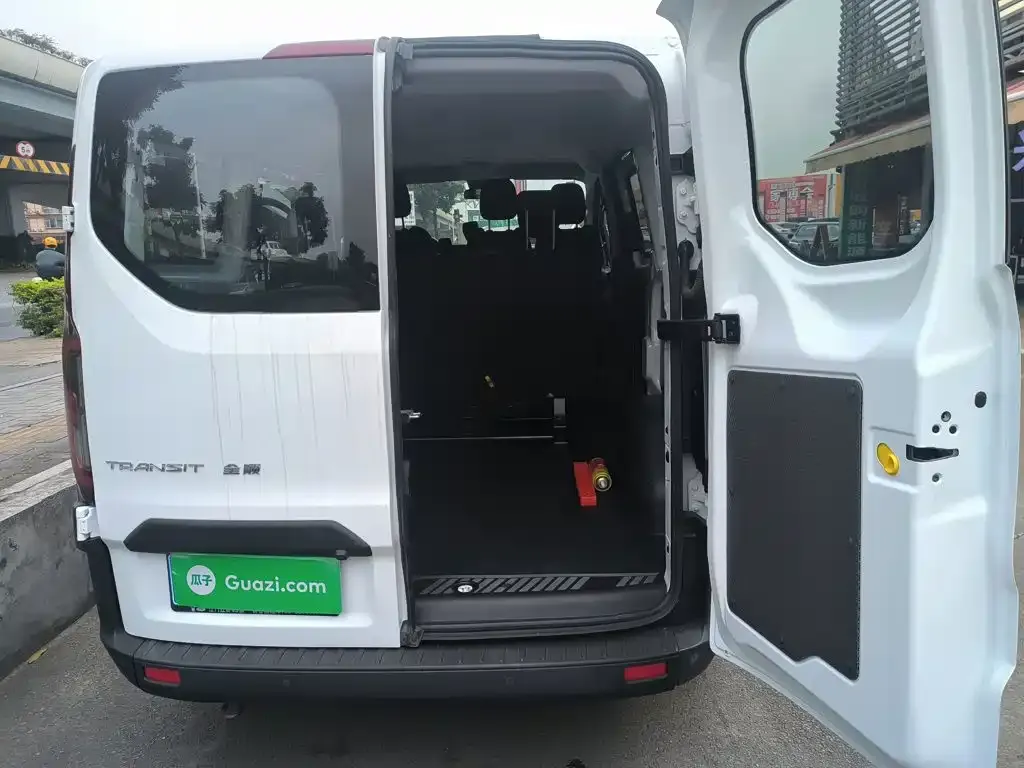 Ford Transit 2023 из CN, фото 5