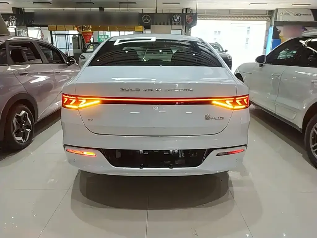 BYD Qin PLUS — фото 10