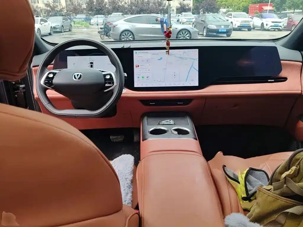 Changan CS75PLUS — фото 10