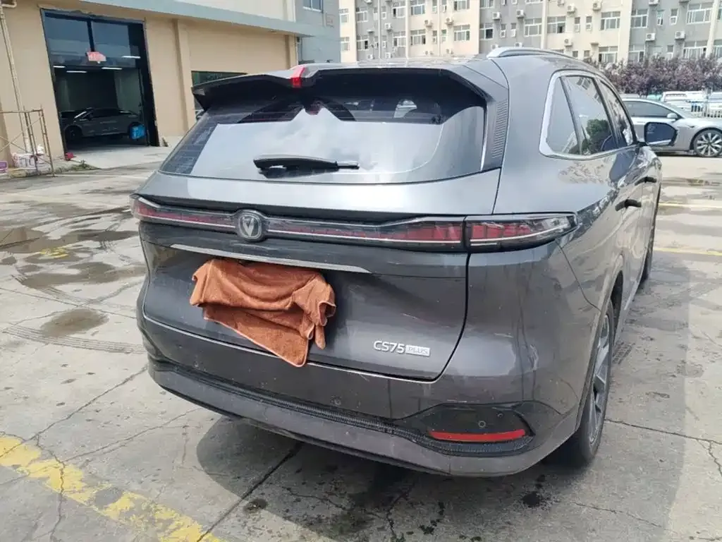 Changan CS75PLUS — фото 9