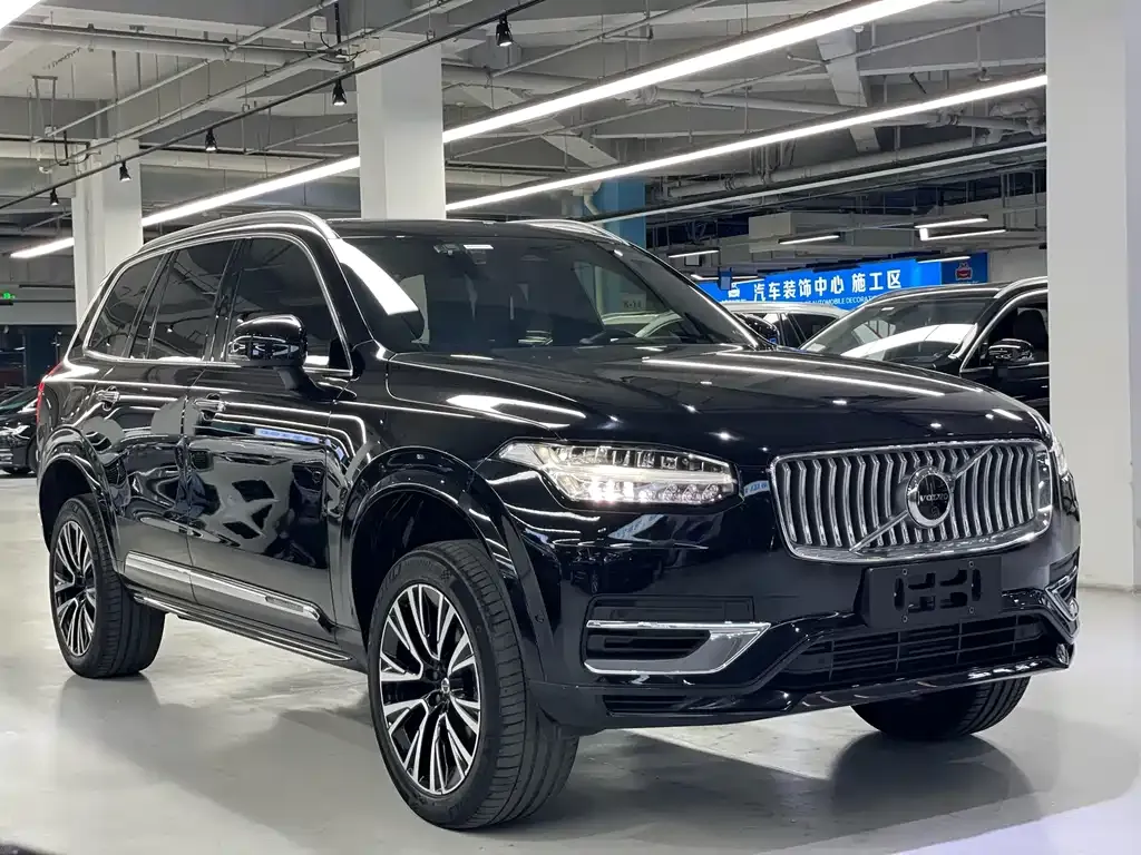 Volvo XC90 PHEV — фото 5