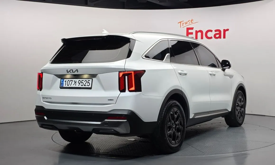 Kia Sorento — фото 3